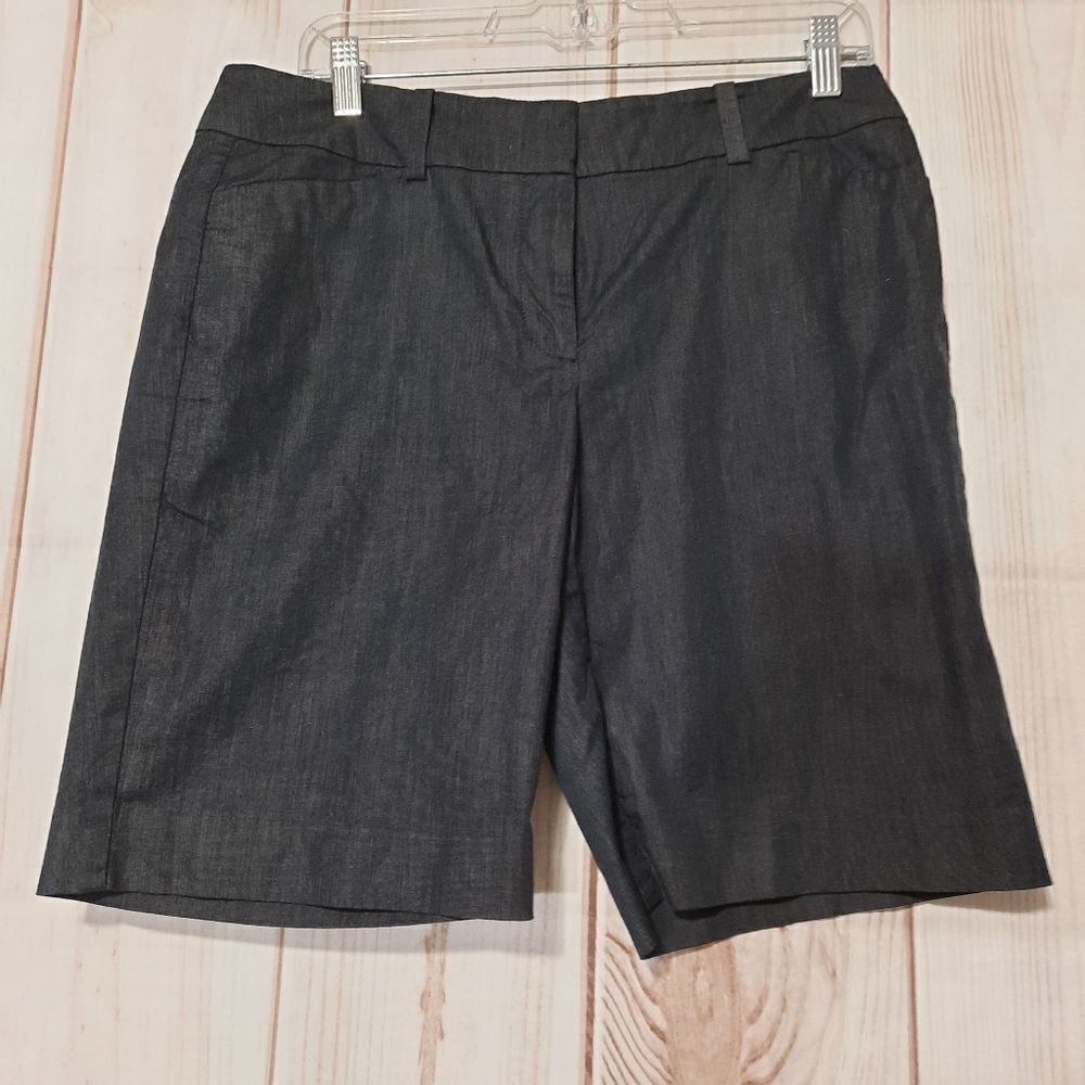 Ann Taylor outlet Chambray shorts ladies size Curvy 8